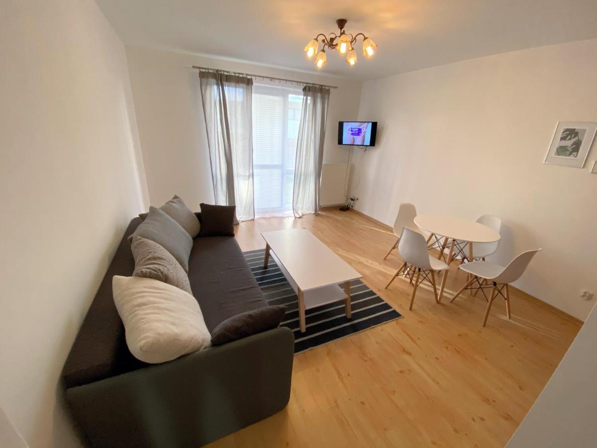 Easy Apartamenty 热舒夫 外观 照片