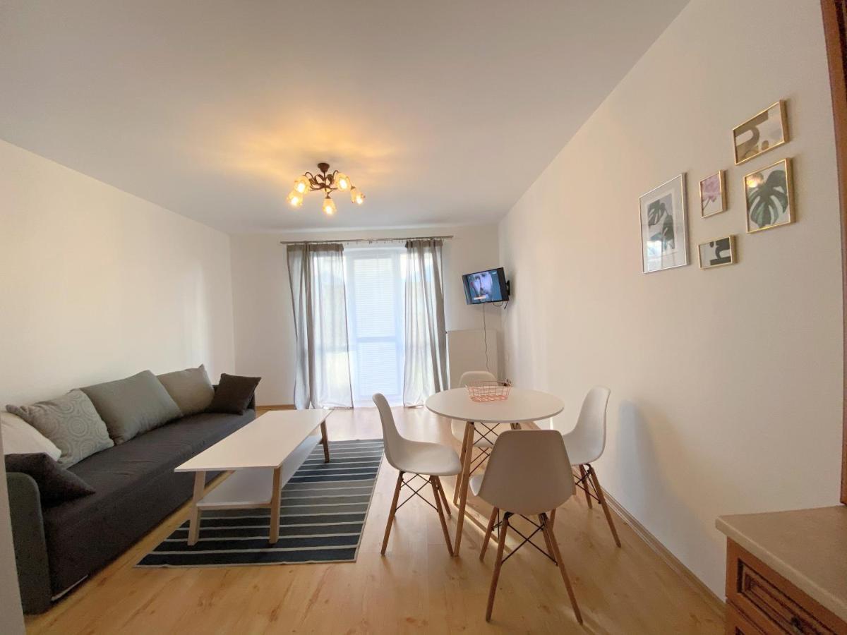Easy Apartamenty 热舒夫 外观 照片