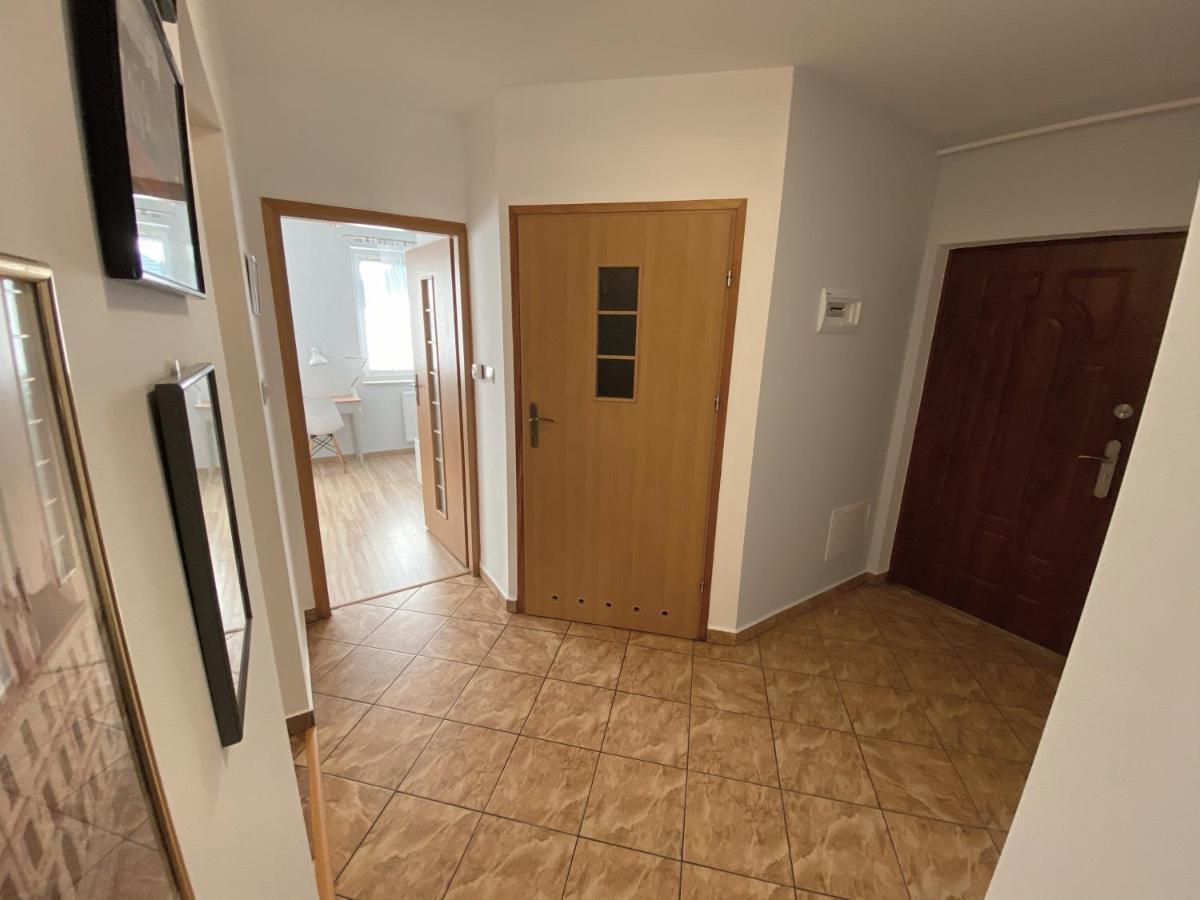 Easy Apartamenty 热舒夫 外观 照片